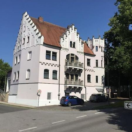 Ferienwohnung In Historischer Villa Mit Gartennutzung Furth im Wald Bagian luar foto